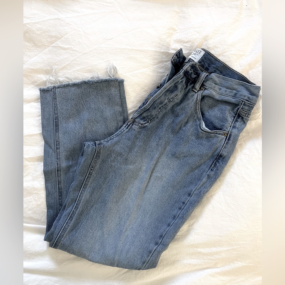 Twelve by Ontwelfth Frayed Ankle Jeans Size 28